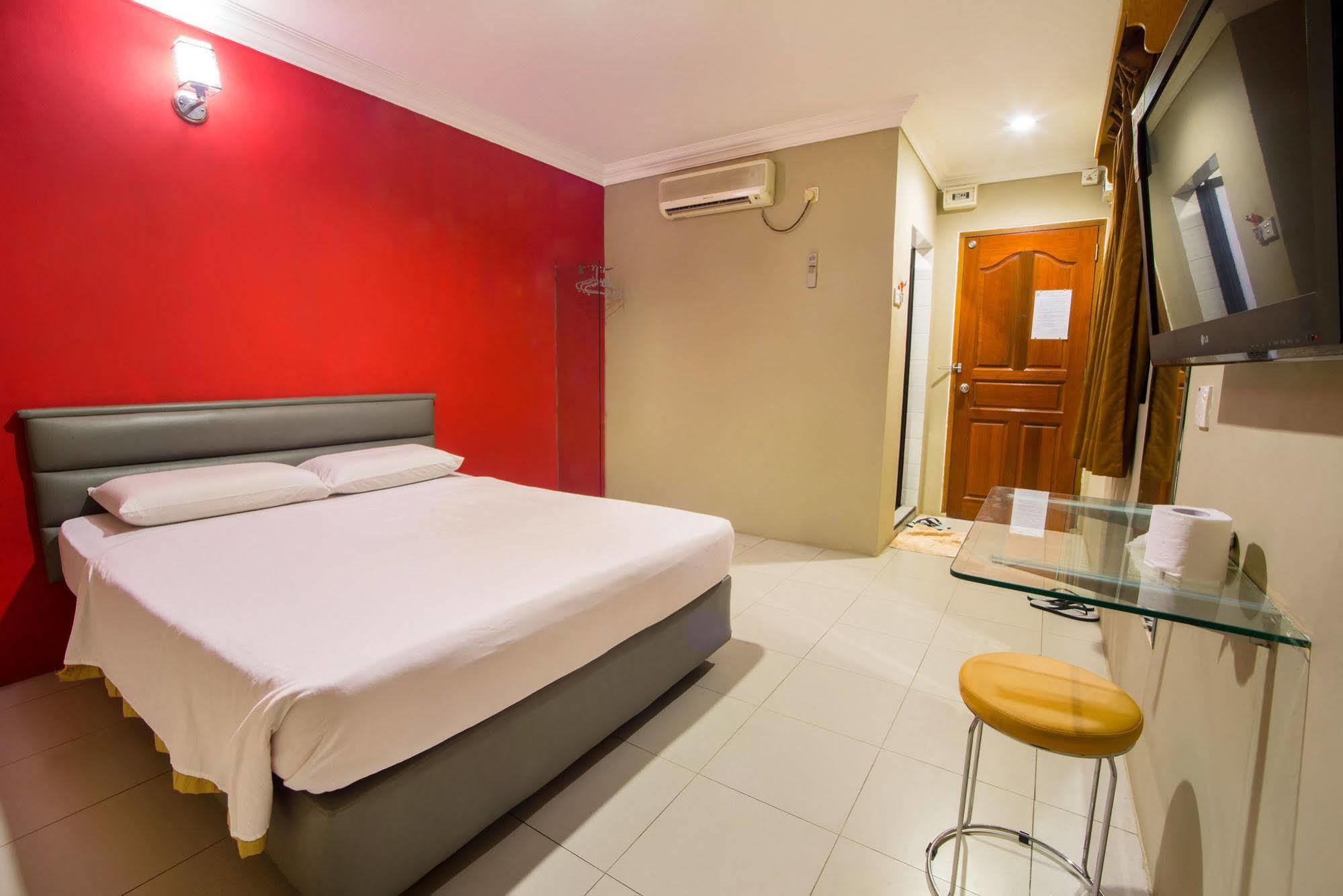 Dju Dju Hotel Batam Exterior photo