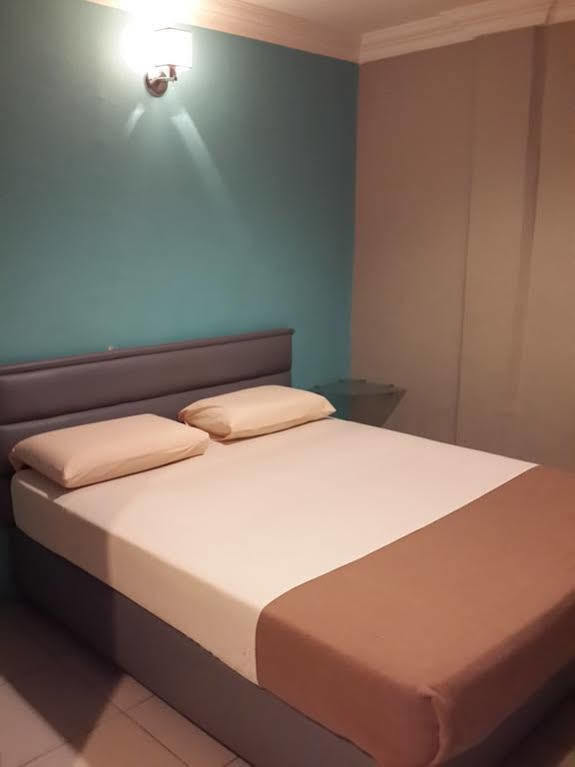 Dju Dju Hotel Batam Exterior photo